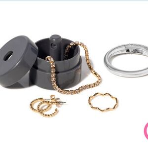 Lion Latch 3 pack portable jewelry carrier
